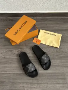 Louis Vuitton Sandale