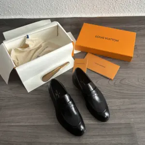 Louis Vuitton Mocassin Noir