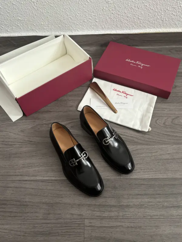 Salvatore Ferragamo Mocassin Noir