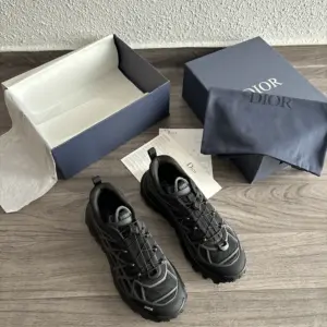 Dior B31 Noir