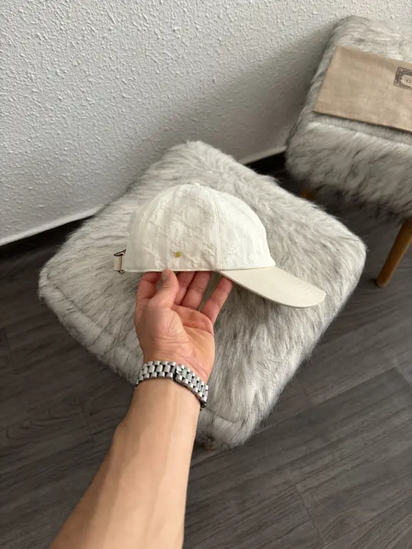 Gucci Casquette Blanche – Image 2