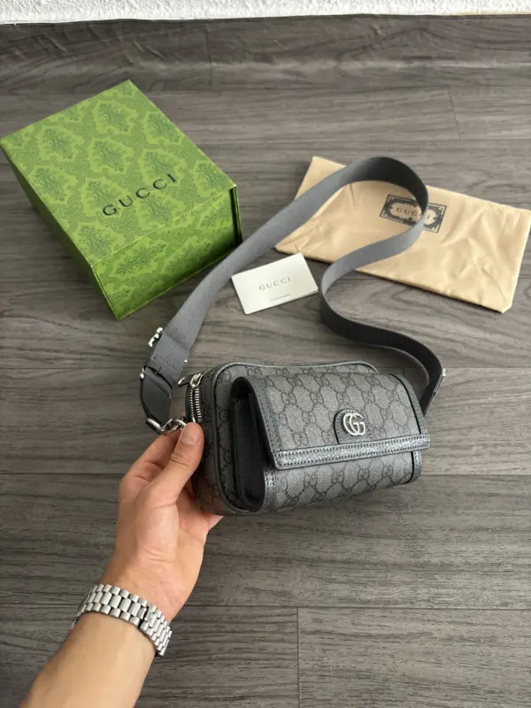 Gucci Sac Gris à Motif GG – Image 3