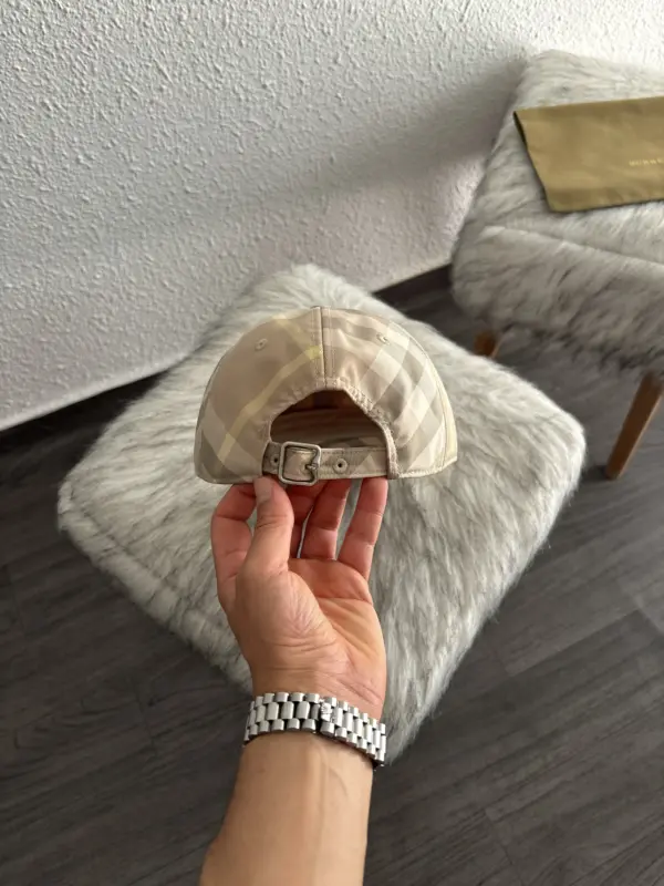 Burberry Casquette Beige – Image 4