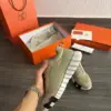 Hermes Chaussures kaki – Image 4