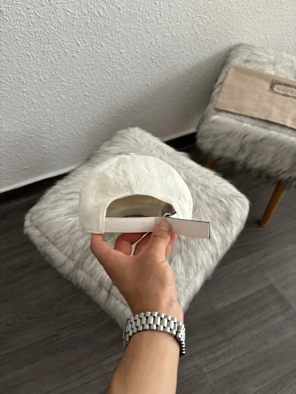 Gucci Casquette Blanche – Image 5