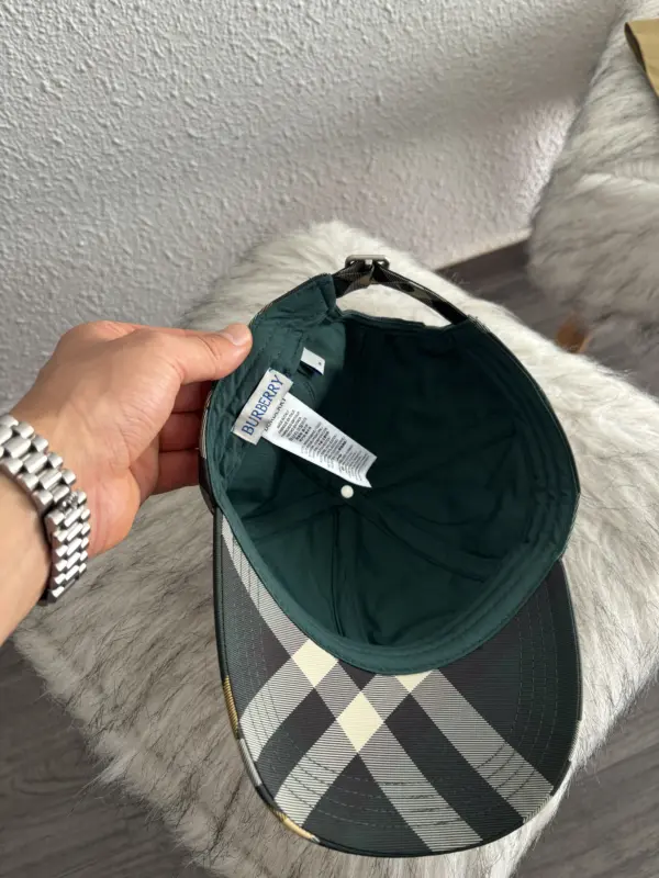 Burberry Casquette Vert – Image 6