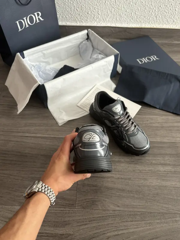 Dior B30 Gris Brillant – Image 6
