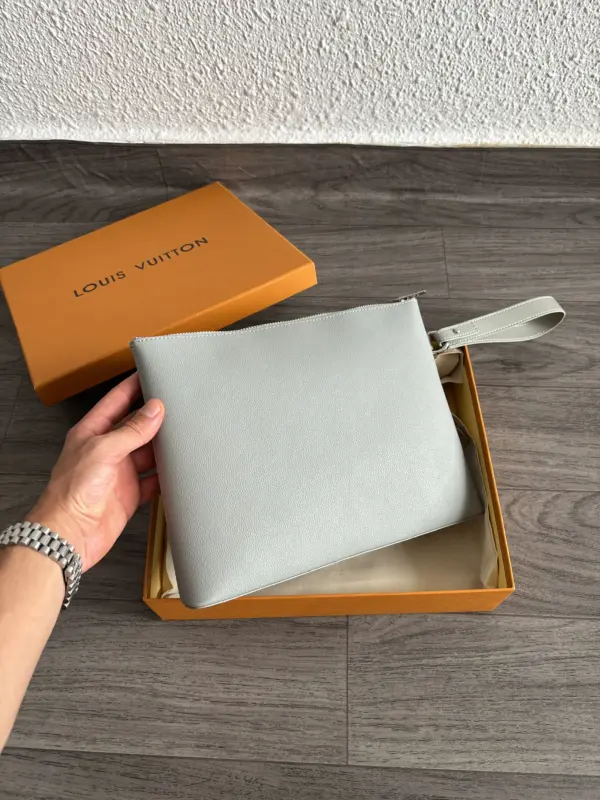Lv Pochette Gris – Image 6