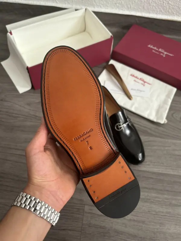 Salvatore Ferragamo Mocassin Noir – Image 8