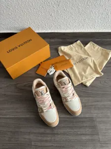 Lv Trainer Blanc-Apricot