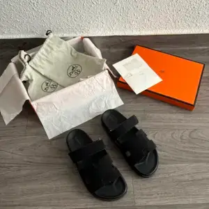 Hermes Sandal Noir