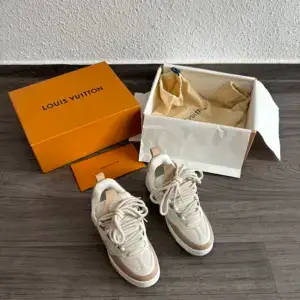 Lv Skate Beige