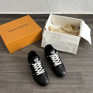 Lv Trainer Noir
