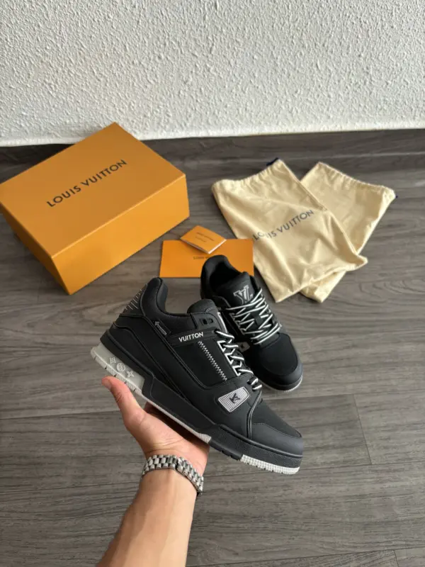 Lv Trainer Noir-Gris – Image 3