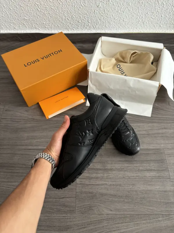 Lv Run Away – Image 4