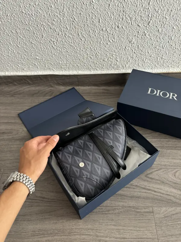 Dior Banane Noir – Image 4