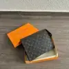 Lv Pochette Noir-Gris