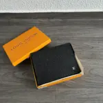 Lv Pochette Noire