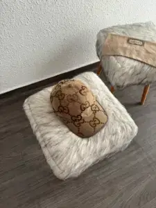 Gucci Casquette Dorée