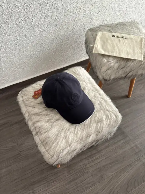 Loro Piana Casquette Bleu