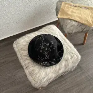 Lv Bob Noir