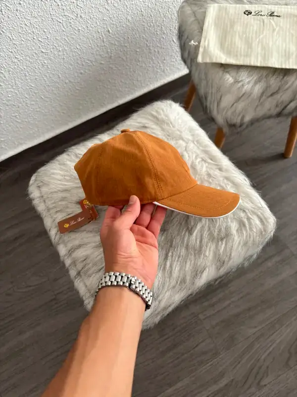 Loro Piana Casquette Camel – Image 2