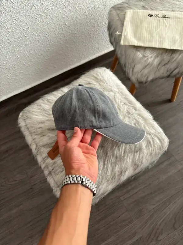 Loro Piana Casquette Gris – Image 2