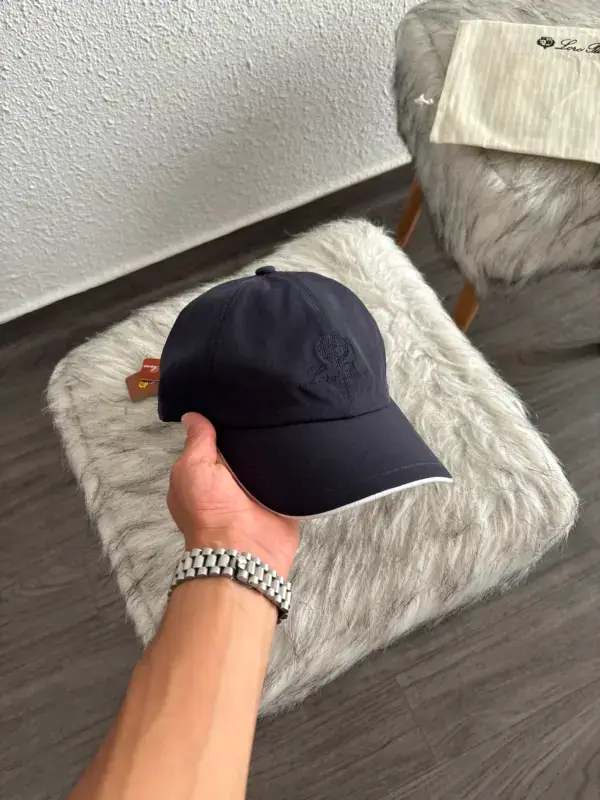 Loro Piana Casquette Bleu – Image 3