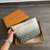Lv Pochette Vert – Image 4