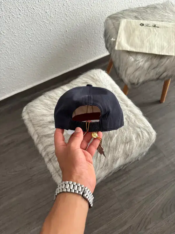 Loro Piana Casquette Bleu – Image 4