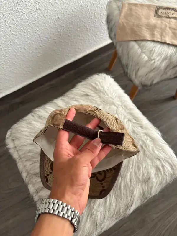 Gucci Casquette Dorée – Image 5