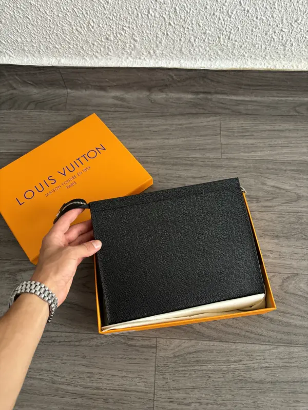 Lv Pochette Noire – Image 6