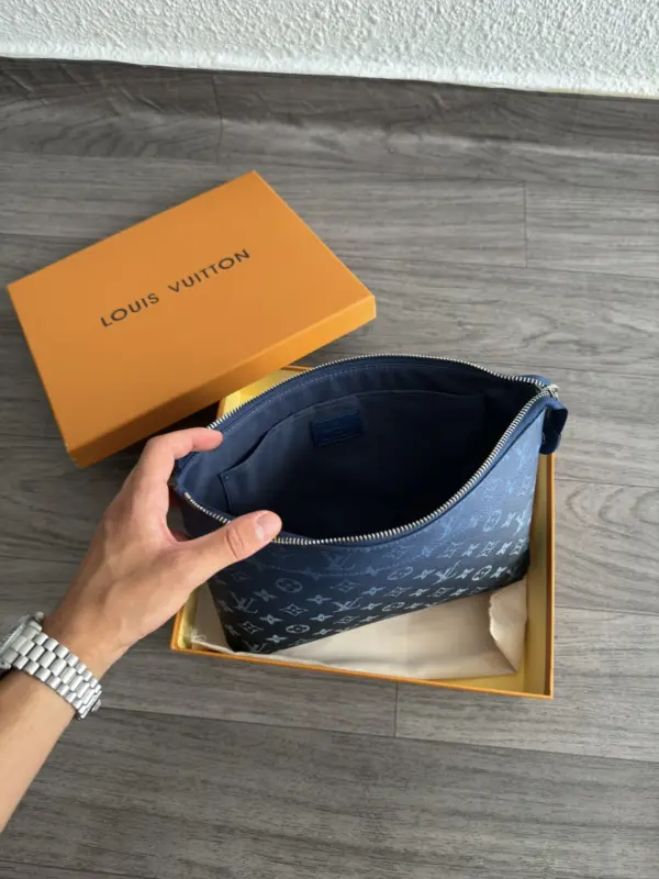 Lv Pochette Bleu – Image 7