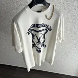 Lv T-shirt Blanc