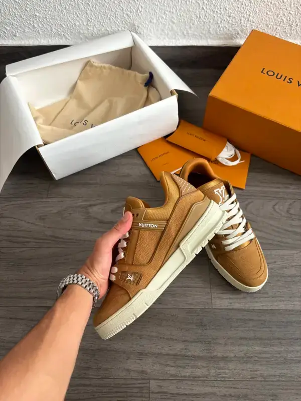 Lv Trainer Jaune – Image 4