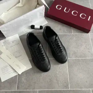 Gucci G75 Trainer
Noir