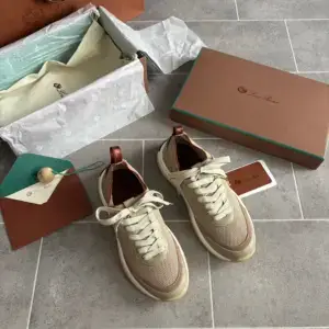 LP Walk Wish Beige