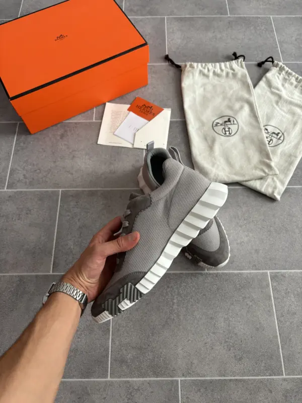 Bouncing Gris Tissu – Image 3