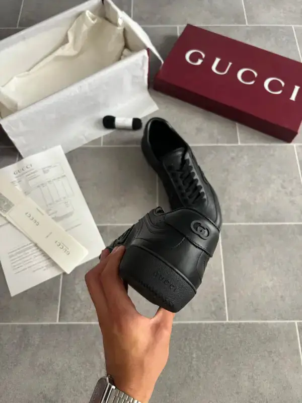 Gucci G75 Trainer
Noir – Image 4