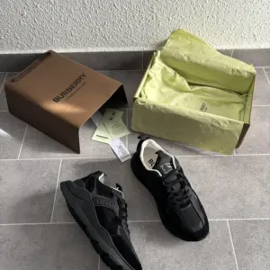 Burberry Sean Sneakers