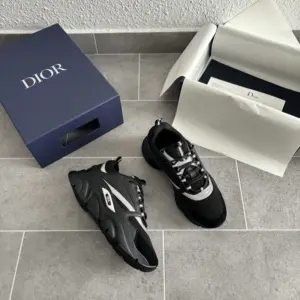 Dior B22 Noir