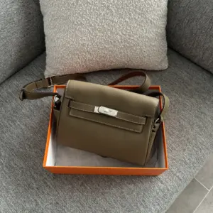 Hermès Messenger Marron